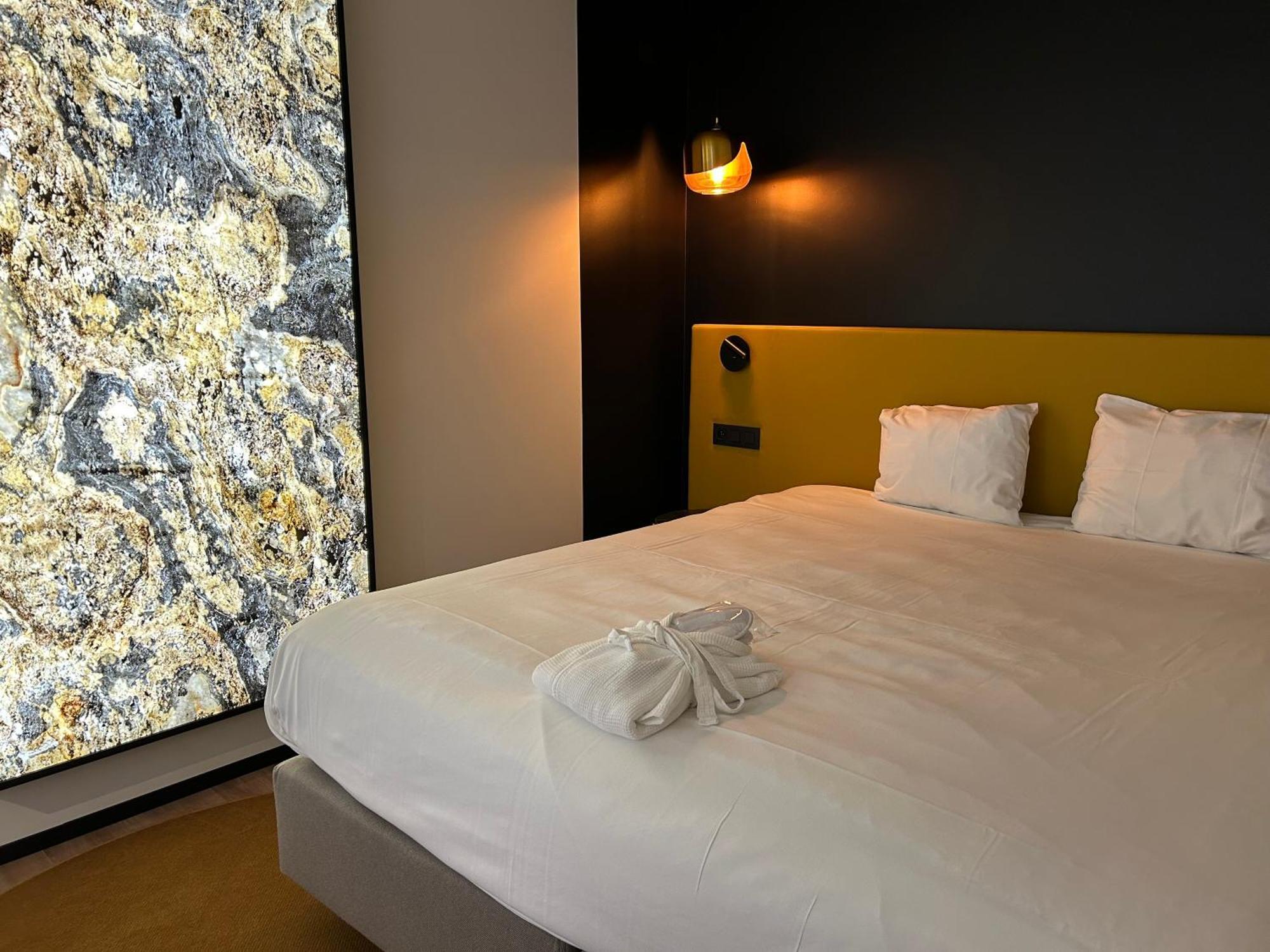Ariane Hotel Ieper Exterior foto